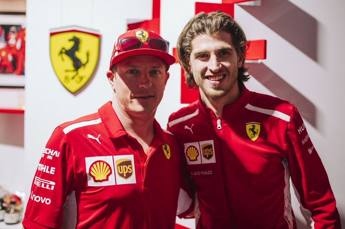 Kimi Raikkonen dan Antonio Givonazzi saat bersama di bawah naungan tim Ferrari