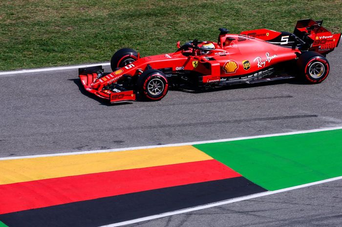 Sebastian Vettel mengatakan Ferrari bisa tampil lebih cepat meski sudah mendominasi di hari pertama F1 Jerman 2019