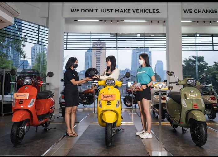 Dealer Piaggio di SCBD, Jakarta Selatan.