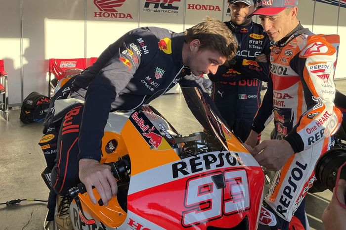 Pembalap F1 Max Verstappen penasaran ingin jajal motor MotoGP, tapi tim Red Bull tidak memberikan izin