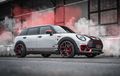 MINI Clubman JCW Dandan Lebih Modis Dengan Lipstik Merah dan Pelek Cantik