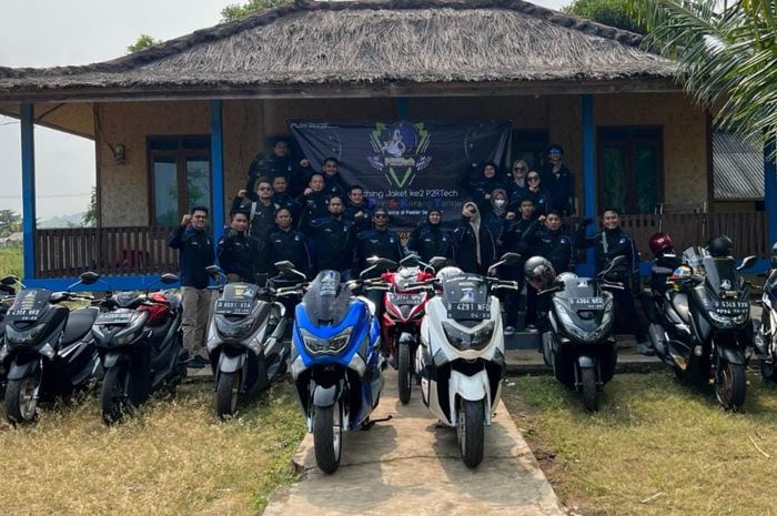 Komunitas P2RT touring ke Pantai Sawarna