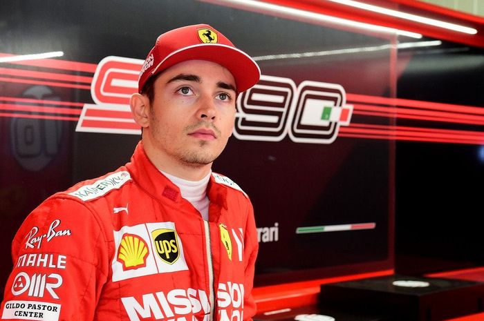 Pembalap Ferrari, Charles Leclerc mengakui bahwa Mercedes tampil mendominasi di hari pertama F1 Monako (24/05/2019)