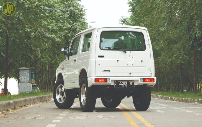 Suzuki jimny JA12V