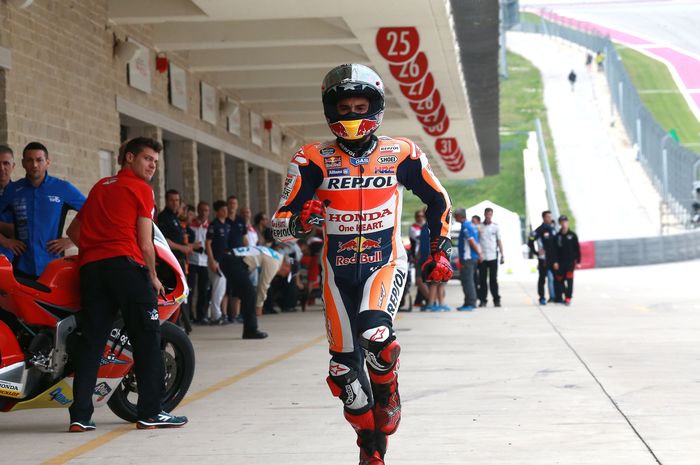 Masih Ingat Enggak Sama Kejadian Lucu Marc Marquez yang berlari sepanjang pit lane di MotoGP Amerika