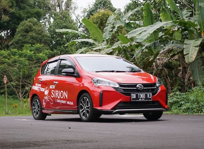 Daihatsu Sirion R CVT kami uji di jalur pegunungan di kota Tomohon, Manado (22/6)