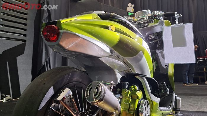 Body belakang Yamaha Lexi juara 1 kelas Supermaxi di Final CustoMAXI 