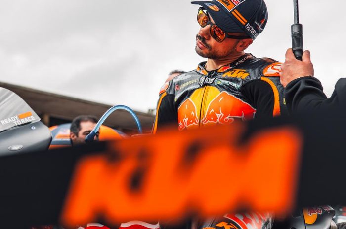 Menyayangkan keputusan Miguel Oliveira hengkang di MotoGP 2023, Bos KTM masih membuka pintu untuknya di masa depan