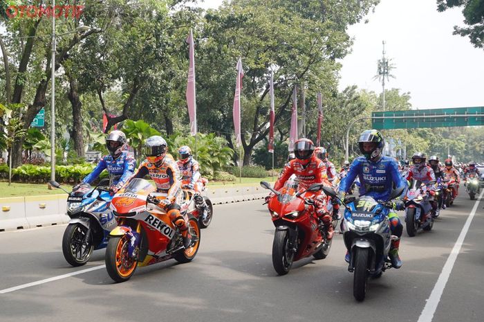 Parade pembalap MotoGP di Jakarta