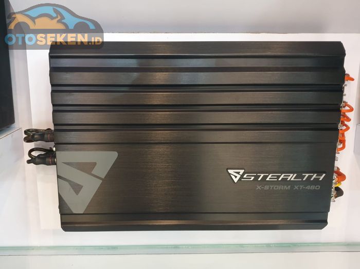 ampifier Stealth XT460