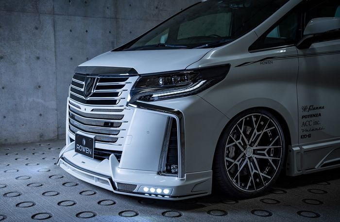 Modifikasi Toyota Alphard kreasi Rowen jadi lebih agresif