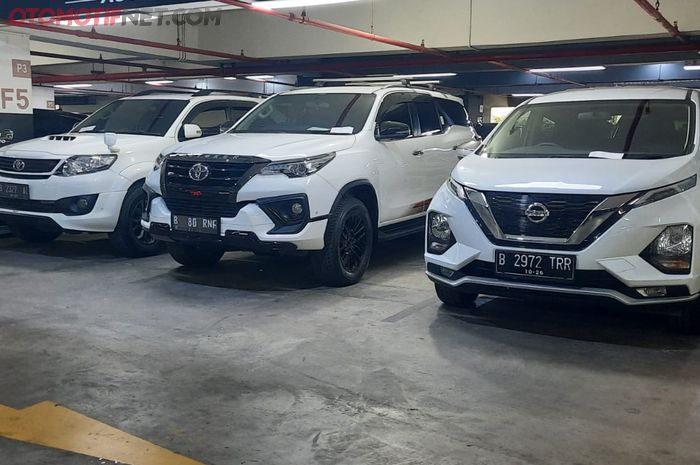 Toyota Fortuner VNT dan TRD Sportivo, Nissan Livina 2021 di Showroom Mobil Bekas Get Rich Auto