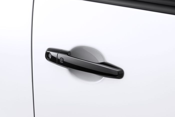 Black Paint Outer Door Handle di Mitsubishi Triton 2022