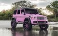Mercedes-Benz G-Class Tampil Unik, Ngotot Berotot Berjubah Pink