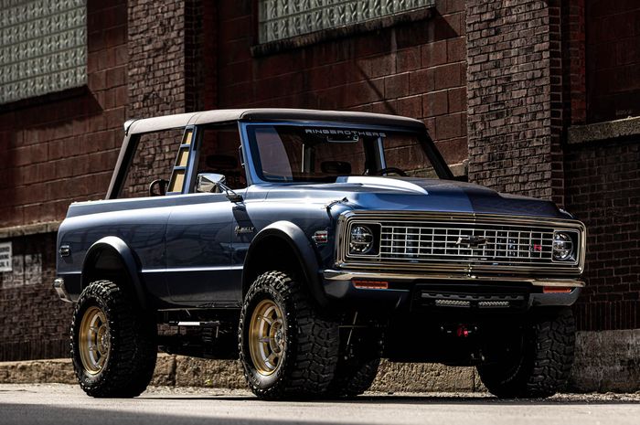 Restomod Chevrolet Blazer K5 bernama Bully garapan Ringbrothers ini mejeng di SEMA Show 2022