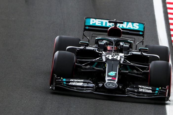 Lewis Hamilton pole position di F1 Hungaria 2020 (18/7/2020)