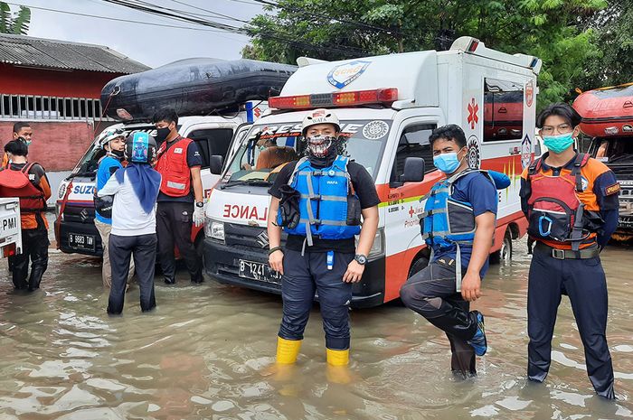 Suzuki Club Reaksi Cepat (SCRC) bergerak bantu korban banjir 2021