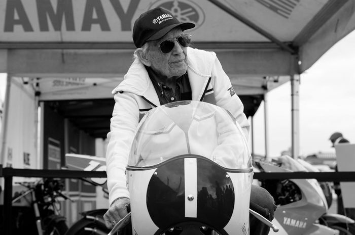 Kabar duka datang dari dunia balap motor, legenda MotoGP Phil Read meninggal dunia pada usia 83 tahun