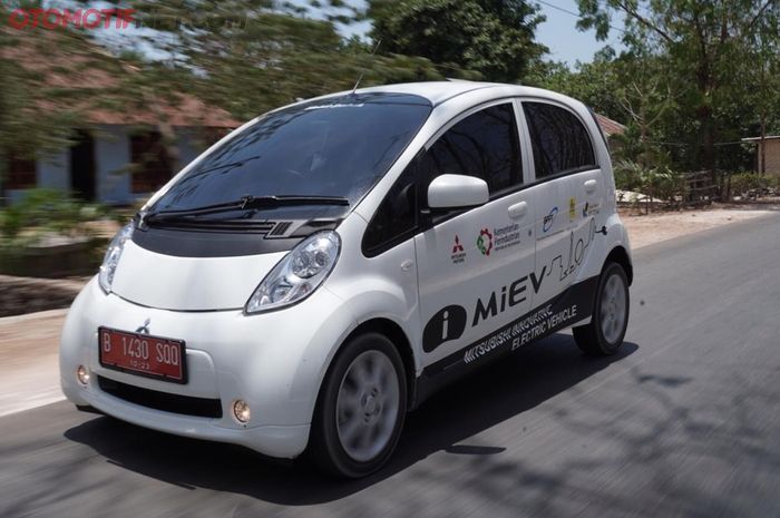 Mitsubishi i-MIEV, selama 16 minggu akan berada di Sumba jadi bahan studi energi baru terbarukan dan mobil listrik