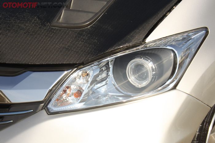 Headlamp Freed hybrid paling susah didapat