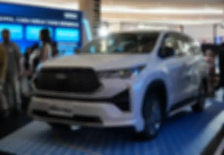 Ada Penambahan Fitur, Harga Baru Innova Zenix Malah Ada yang Turun