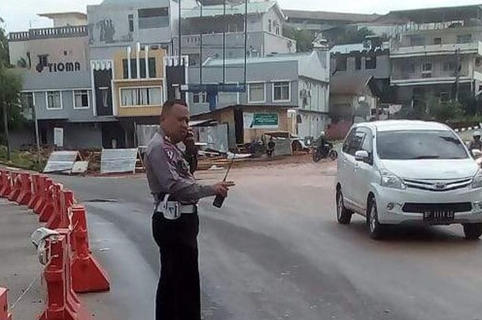 Lokasi tumpahan oli di Jalan Raden Patah, Batam