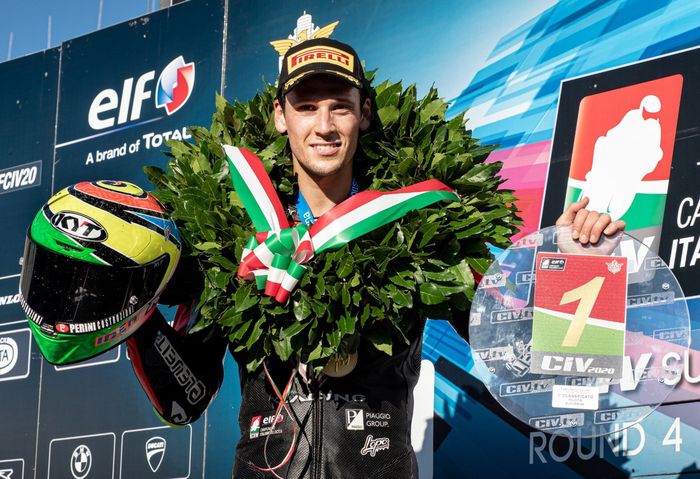 Lorenzo Savadori juara Superbike Italia 2020