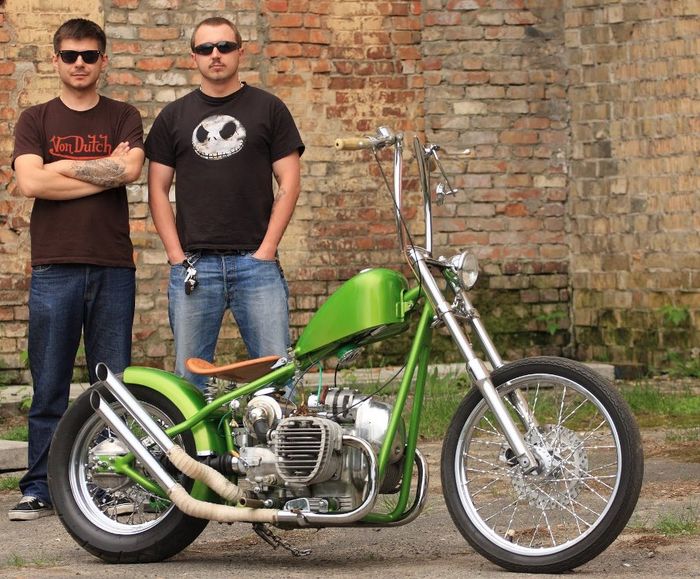 Dnipro K-750 custom bobber besutan Dozer Garage