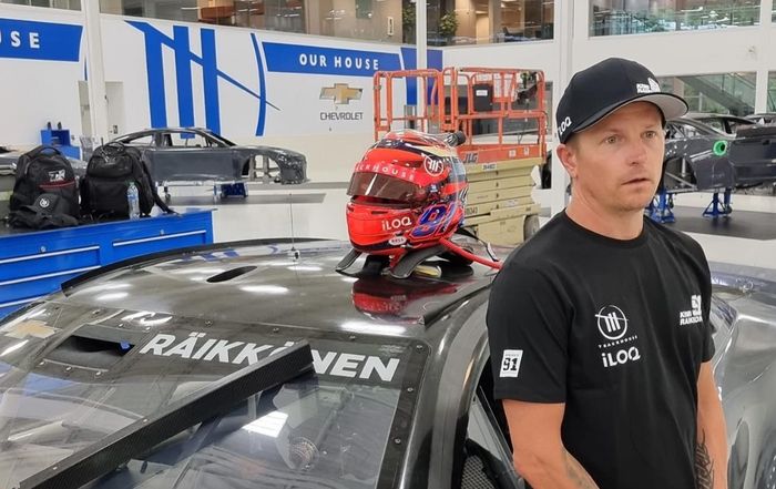 Kimi Raikkonen pernah balapan dengan Trackhouse Racing di NASCAR