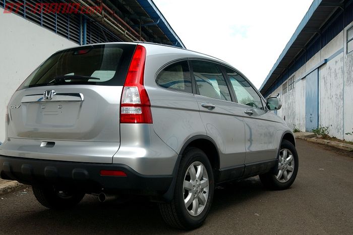 Pilihan SUV bekas  harga di bawah Rp 150 juta, Honda CR-V 2007 (Foto ilustrasi)