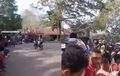 Motor Pembalap Road Race Bablas di Tikungan, Loncat ke Kerumunan, Begini Kondisi Penonton