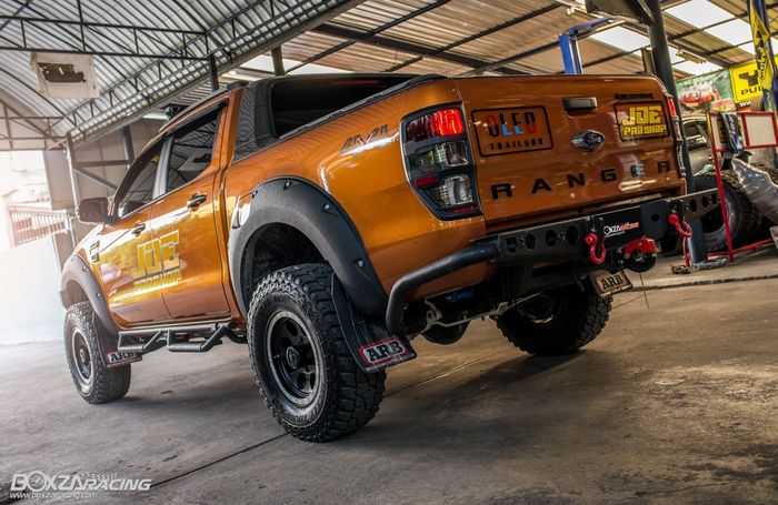 Tampilan belakang modifikasi Ford Ranger garang bergaya ALTO