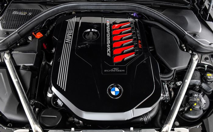 Mesin BMW Seri-4 Convertible telah disuntik vitamin oleh AC Schnitzer