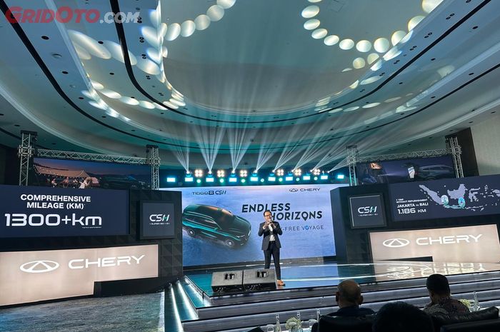 Chery Tiggo 8 CSH mampu menempuh jarak lebih dari 1.300 km dengan bensin dan baterai terisi penuh