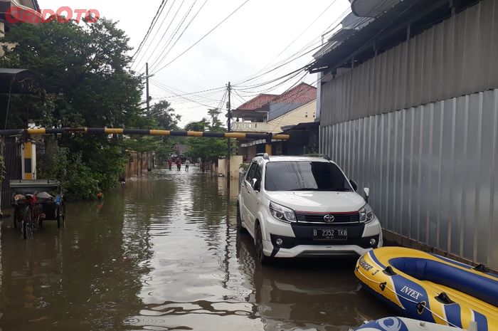 Komplek Masnaga Bintara Jaya dan Puri Bintara Regency di Bekasi banjir 