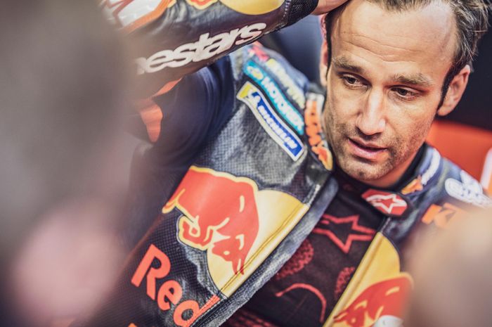  Pembalap KTM Red Bull, Johann Zarco telah mendapatkan sosok pelatih baru yaitu Jean-Michel Bayle di sisa musim MotoGP 2019