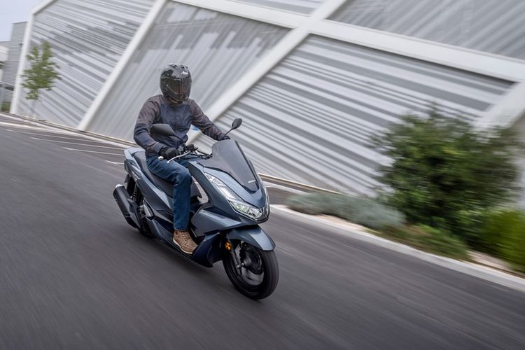 Intip Spesifikasi Honda Pcx 125 Yang Rilis Di Eropa Cikal Bakal Pcx 150 Di Indonesia Gridoto Com