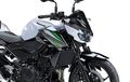 Kawasaki Pamer Z250 Terbaru, Lampu Rem LED Ala Senjata Shuriken