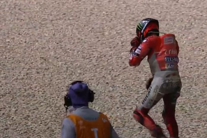 Jorge Lorenzo terjatuh di seri pembuka MotoGP Qatar