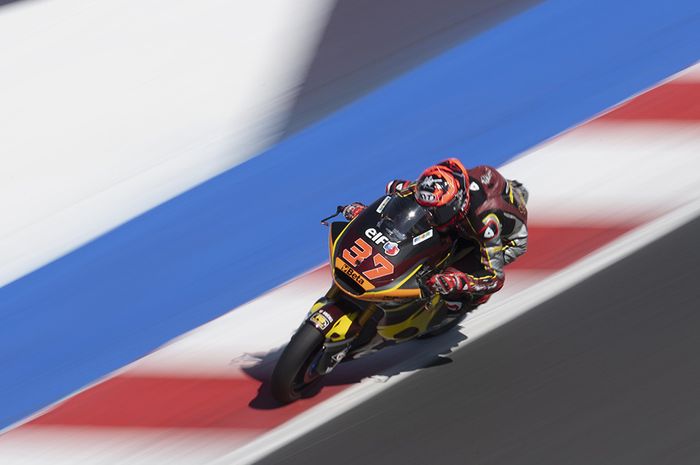 Augusto Fernandez berhasil memuncaki catatan waktu di sesi warm up Moto2 San Marino 2021 yang digelar pada Minggu, (19/9) siang tadi.