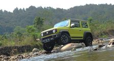 Suzuki Jimny Raih Penghargaan Rookie of The Year OTOMOTIF Award 2020