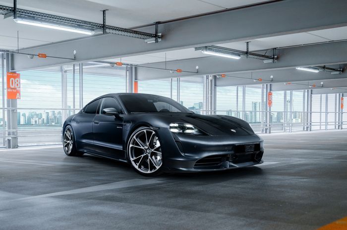 Modifikasi Porsche Taycan hasil renderan TechArt