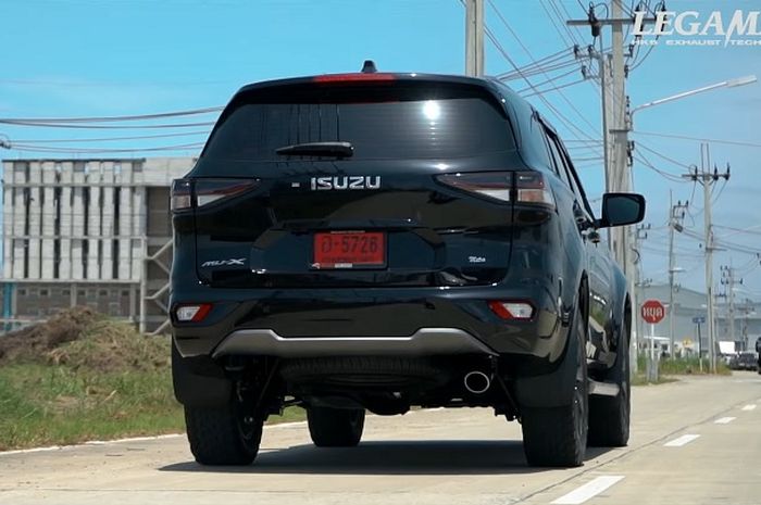 Modifikasi Isuzu MU-X baru ganti knalpot HKS Legamax Thailand