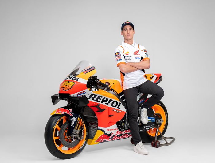 Alex Marquez pun mencoba membantu Pol untuk bisa beradaptasi dengan cepat bersama RC213V di MotoGP 2021.