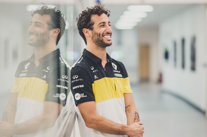 Hadapi masa sulit di tengah pandemi virus Corona (Covid-19), tim Renault akan memotong gaji pembalapnya, Danirl Ricciardo