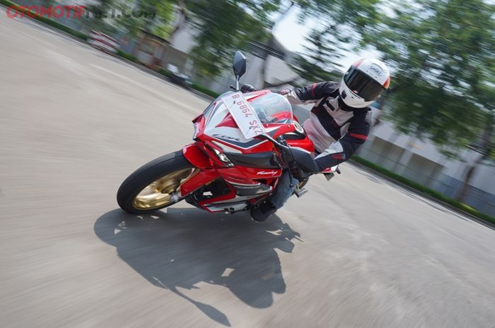 Tes konsumsi bensin Honda CBR250RR SP QS