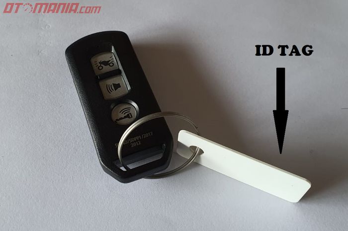 ID Tag biasanya diikat bersama remote keyless motor 