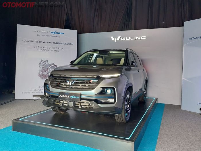 Wuling Almaz Hybrid.