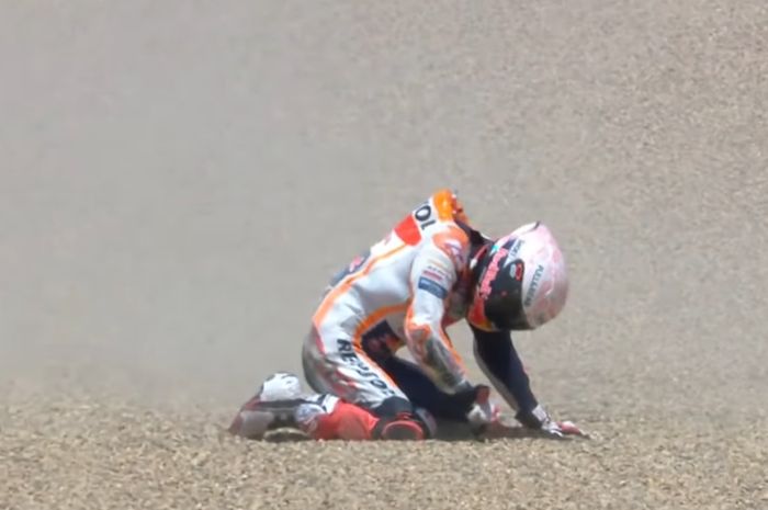 Crash Marc Marquez di MotoGP Spanyol 2020