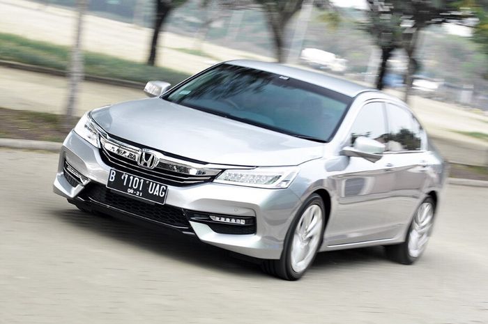 Spesifikasi dan kisaran harga Honda Accord tahun 2016 seken